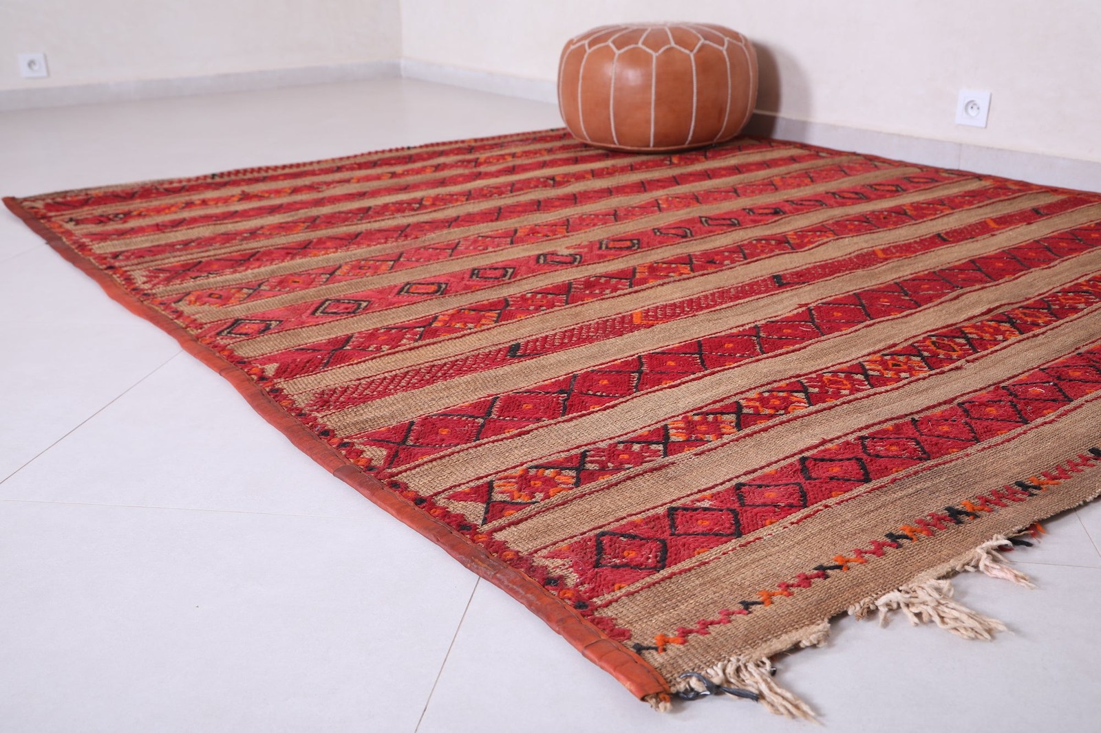 Vintage Moroccan Rug – 6.5 X 7.8 Feet | Handwoven Authentic Style