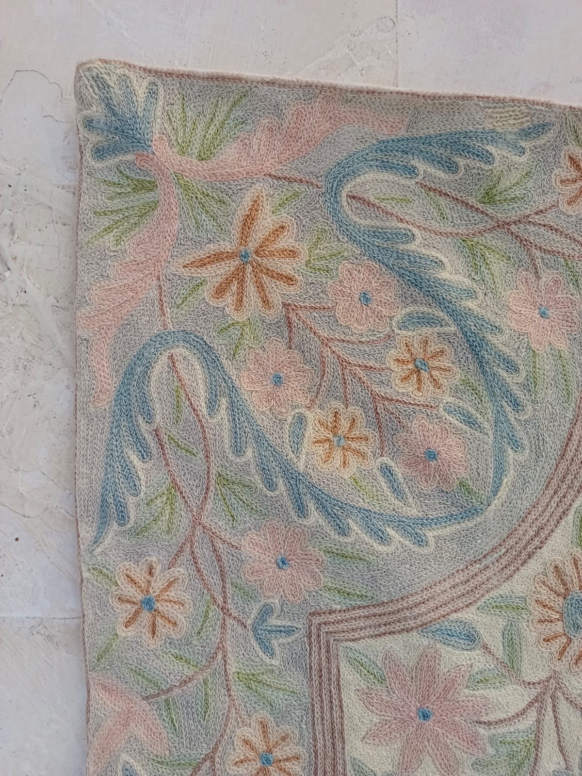 Vintage Amazing Kashmiri Chain Stitch Hand Wool Embroidered Rug Carpet FloorArea