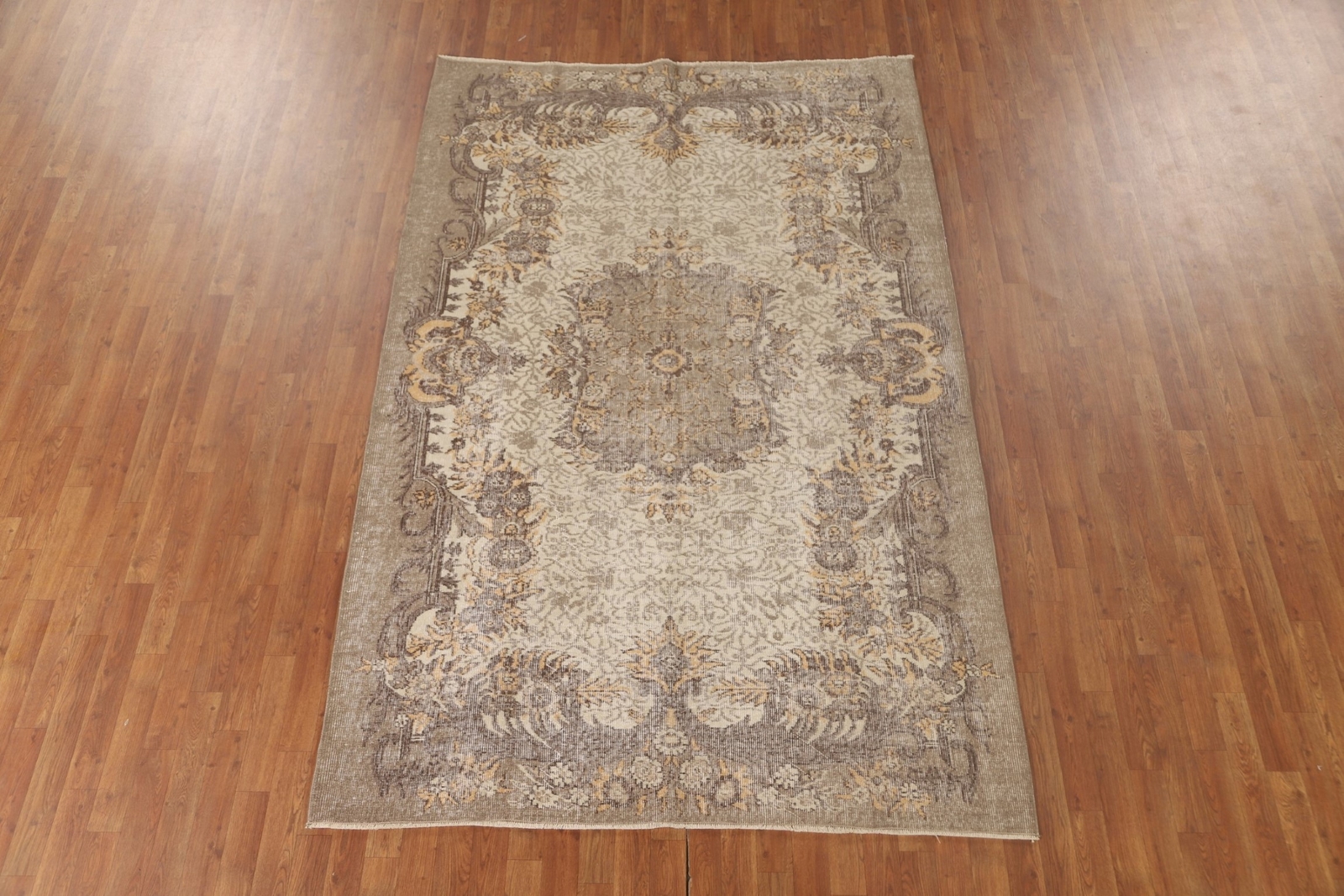 Vintage Floral Ivory/ Brown Turkish Sparta Oriental Hand-knotted Area Rug 6’x9′