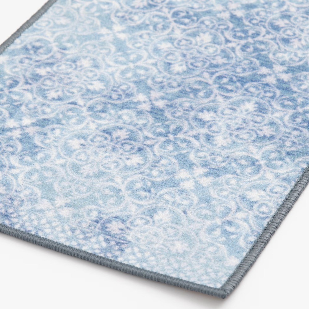 18″x30″ Teal Medallion Indoor Rug