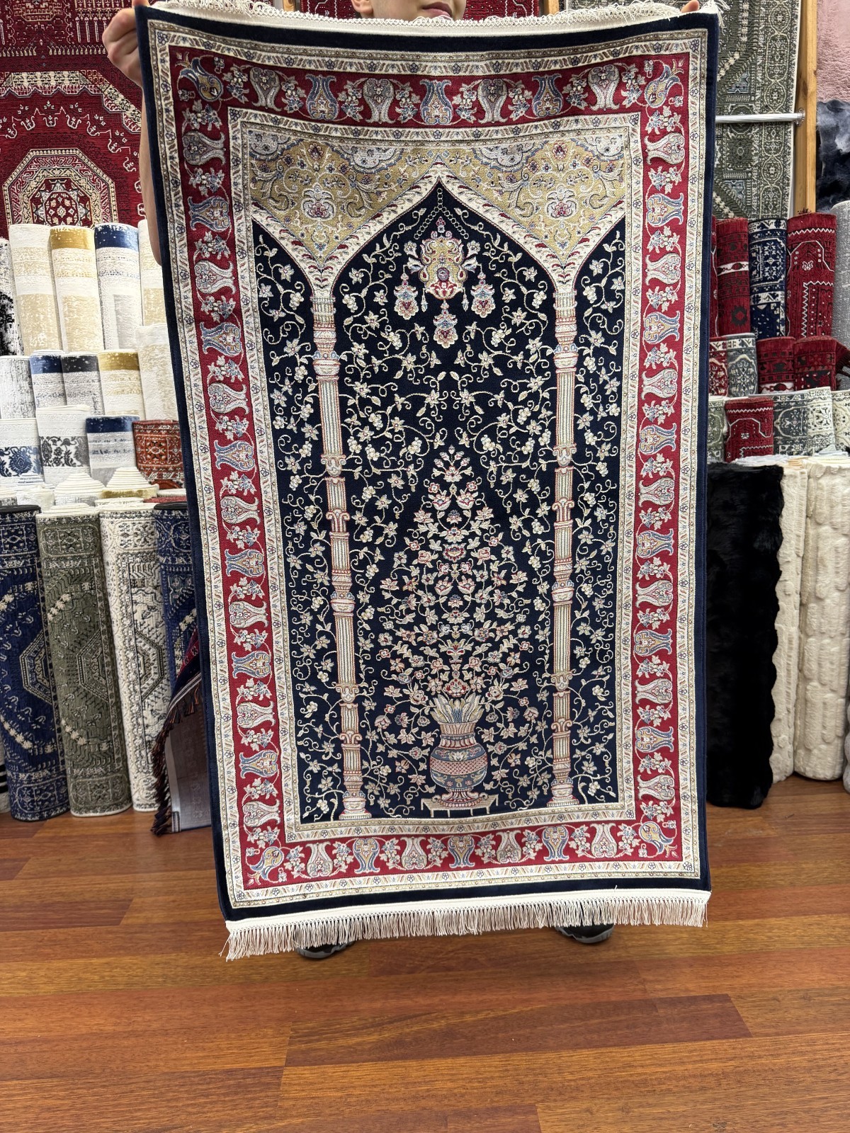 Turkish Silk Prayer Rug Black Islamic Seccade 3×5 FT Brand New