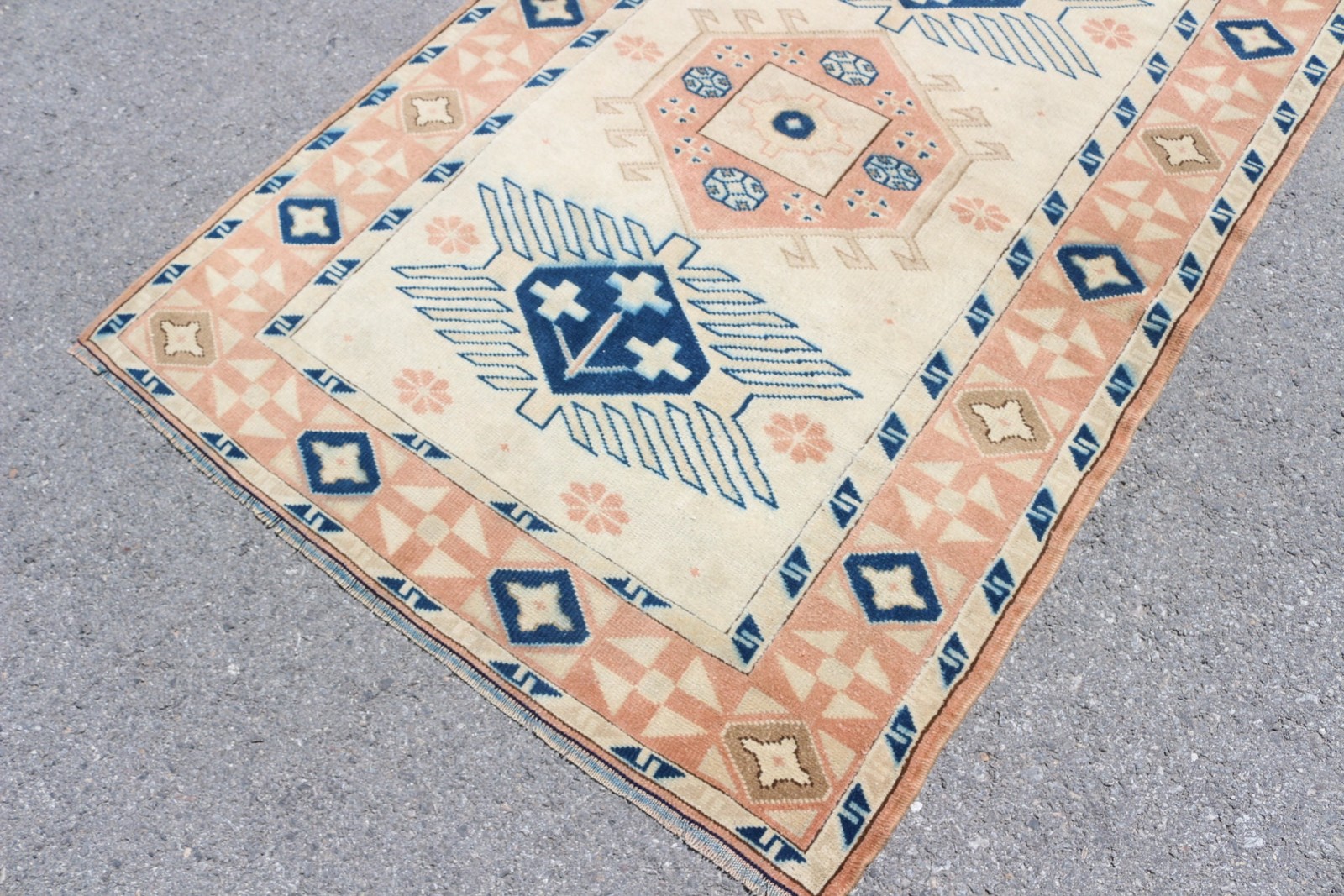 Vintage Area Rug 4,2×6,1 ft (129×185 cm), Turkish Blue Oriental Rug