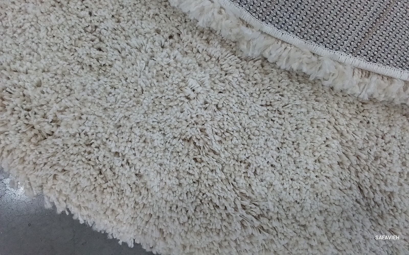 IVORY 5′-1″ x 5′-1″ Back Stain Rug, Reduced Price 1172799147 SG180-1212-5R