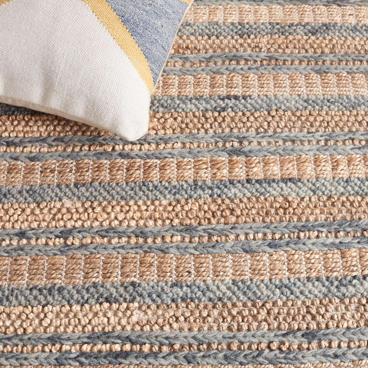 Natura Collection 5′ x 8′ Area Rug – Rustic Handmade Wool & Jute Design