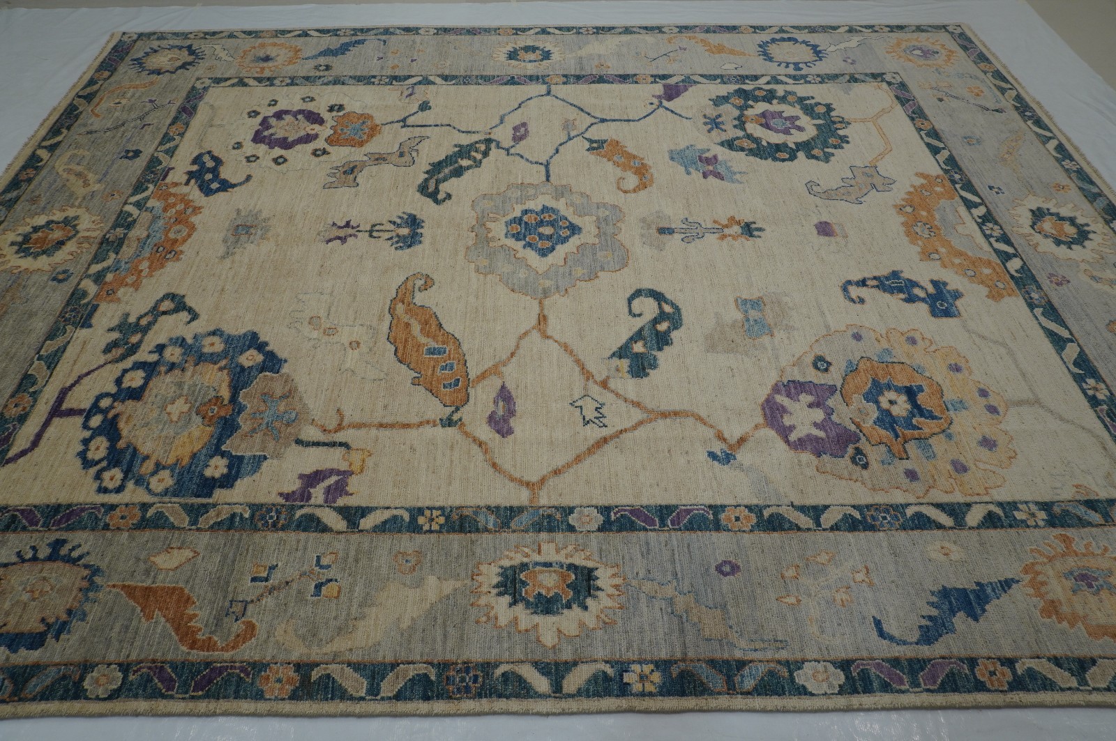 9×12 ft Beige Turkish Oushak Hand Knotted Wool Oriental Area Rug (8’10″x11’7″)