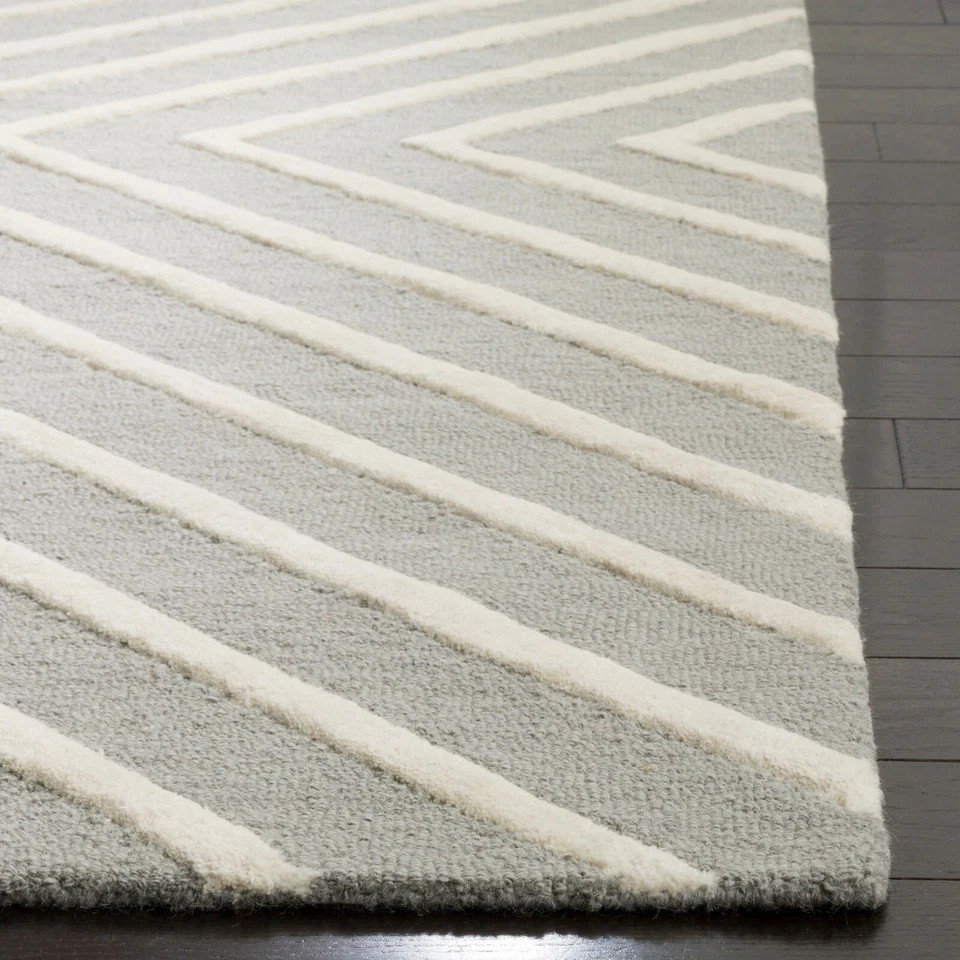 Claro Chevron Geometric White & Gray Hand-Tufted 100% Wool Soft Area Rug Etc..