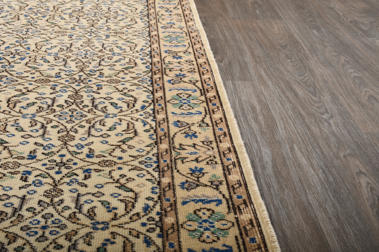 4×7 Vintage Turkish Beige Wool Rug, Handmade Isparta Area Rug Traditional