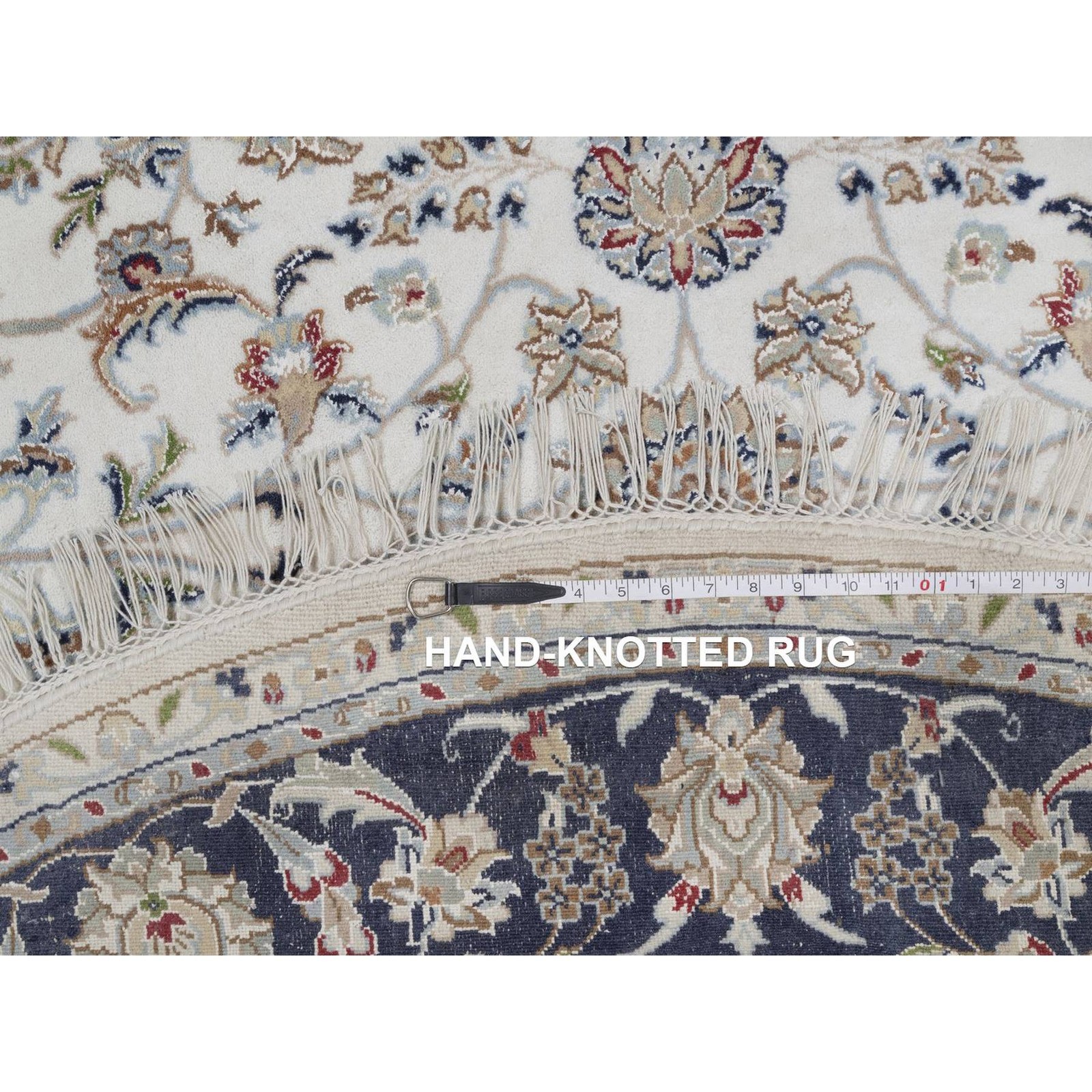 6’2″ x 6’2″ Ivory Nain Flower Design Wool and Silk Hand Knotted Round Rug R91581