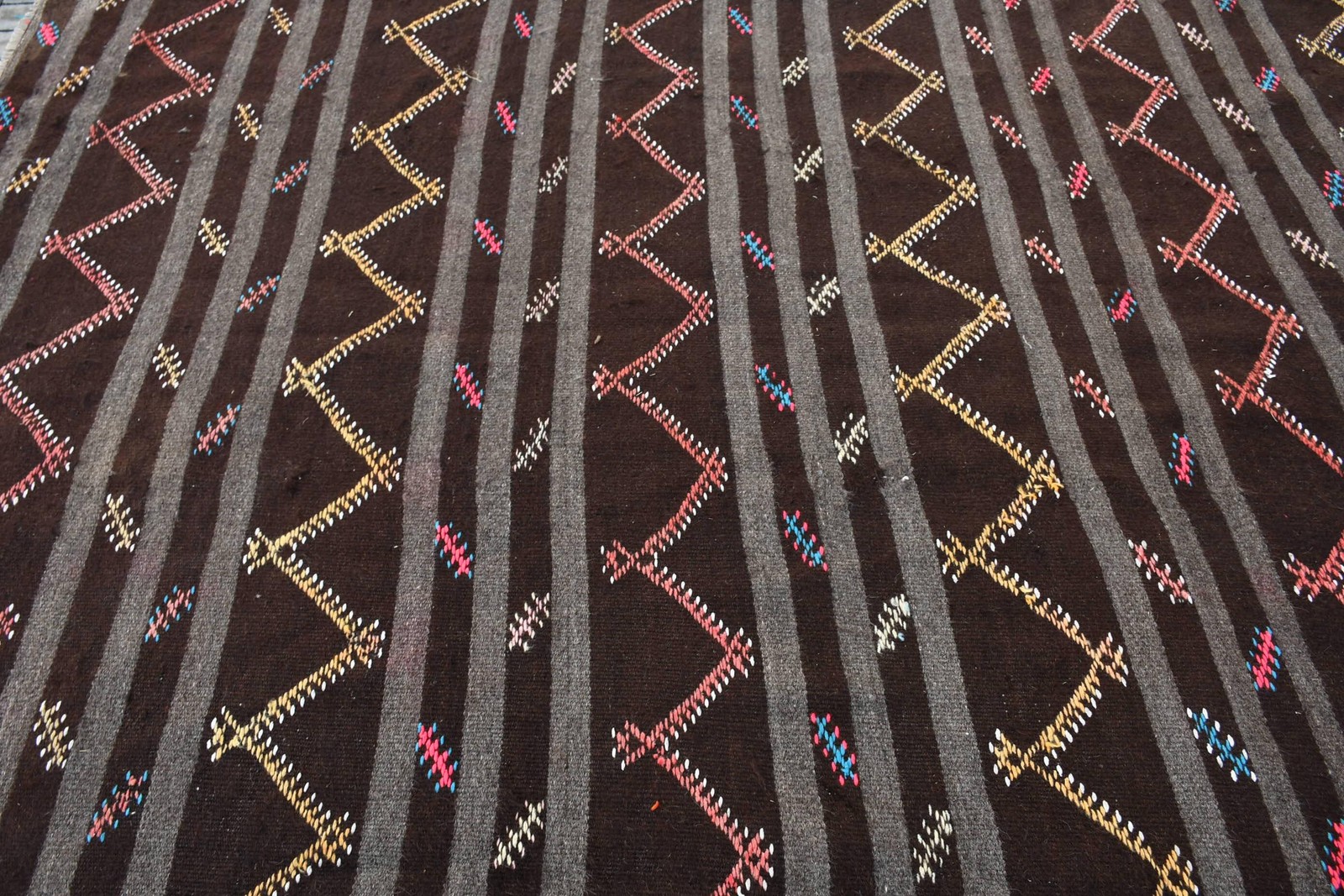 Vintage Rug, Oversize 7,2×9,8 ft Turkish Rug, Brown Gray Camouflage Wool Rug