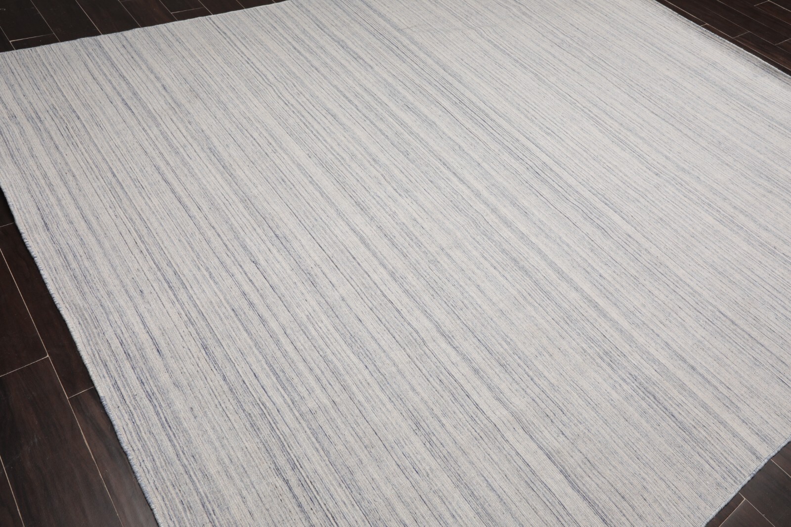 Indoor-Outdoor Hand-Woven PET Yarn Modern Reversible Area Rug Off White 8′ x 10′
