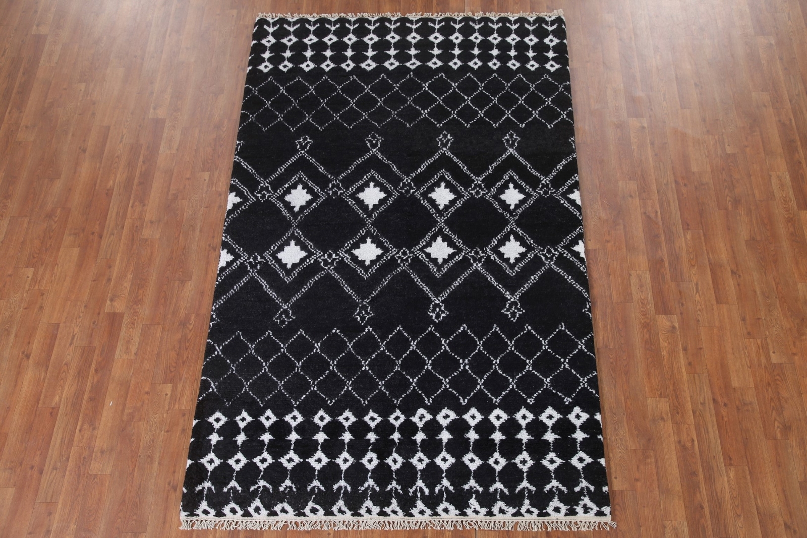 Luxury Hand-Knotted Contemporary Moroccan Wool Area Rugs Black 5×8 ft