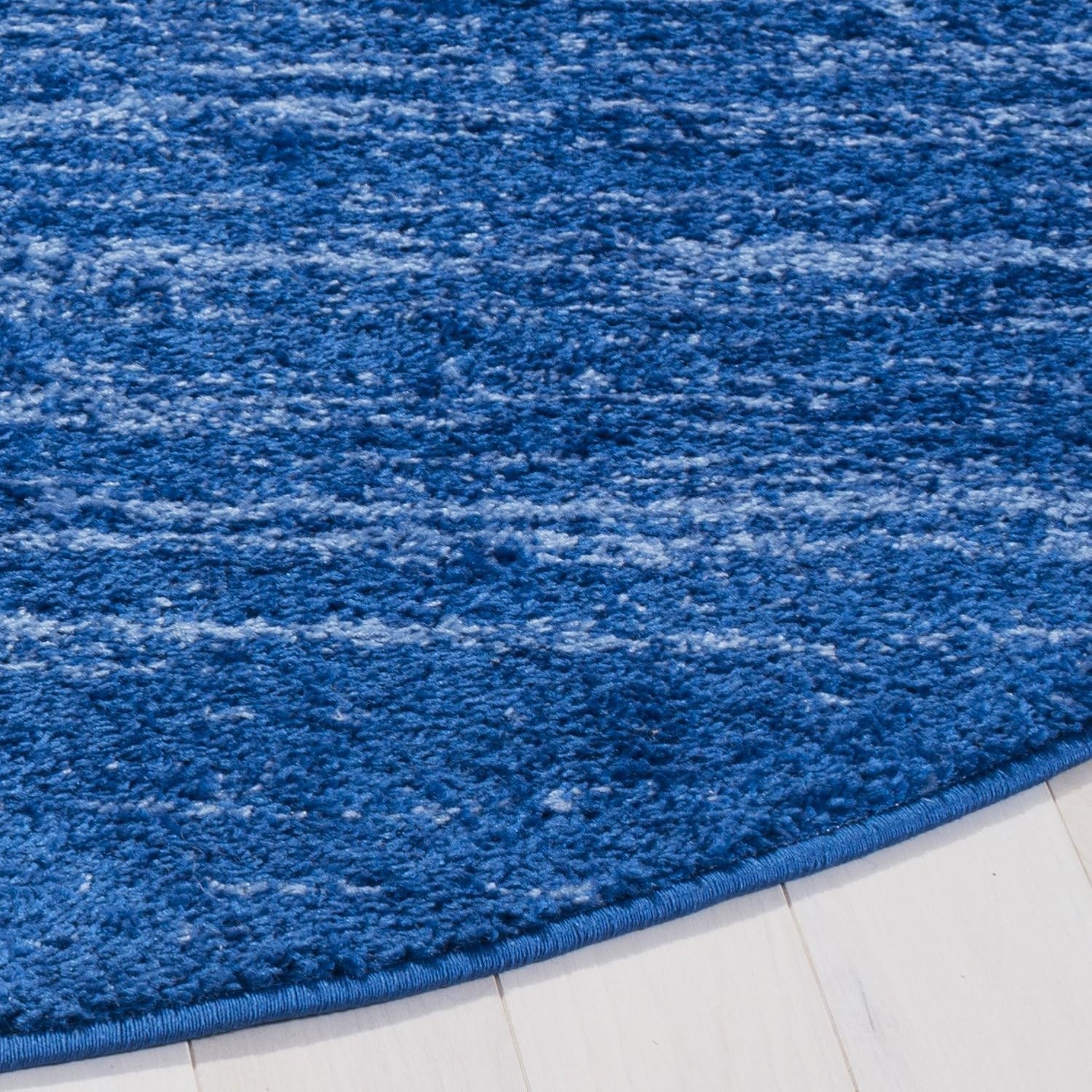 Adirondack 6′ Round Area Rug – Elegant Light & Dark Blue Ombre, Stain Resistant