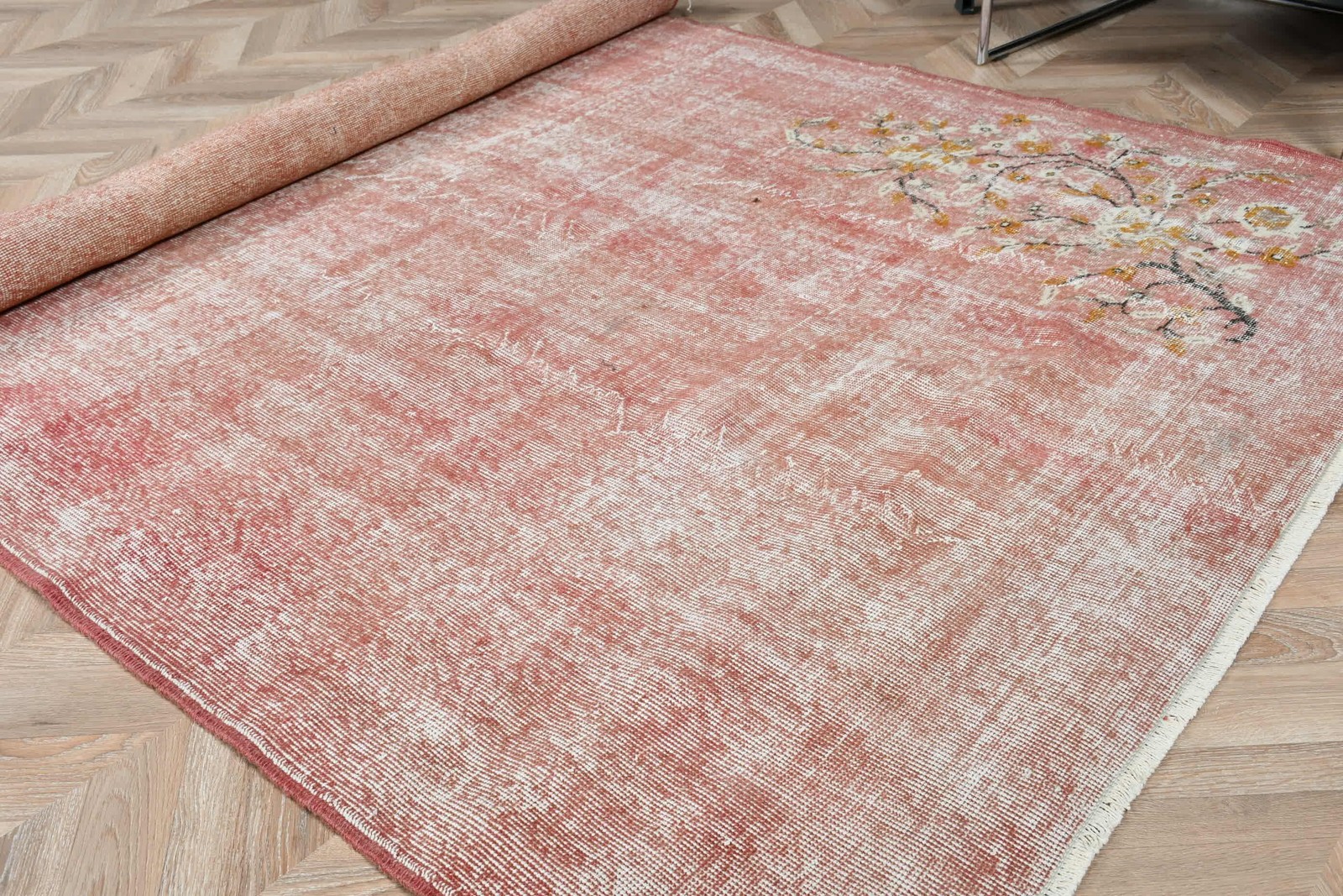 Turkish Vintage Large Rug 5,7×9,2 ft (174×280 cm), Red Solid Rug