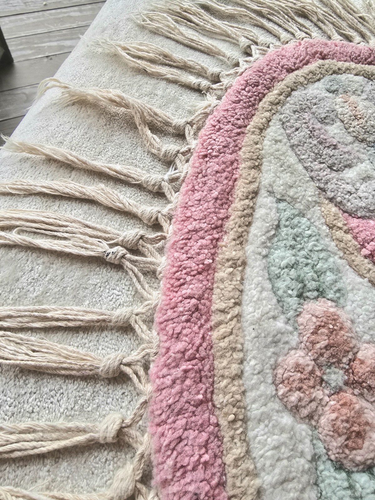 Vintage Oval Rose Pink Throw Rug Sea Gull Brand Textured Floral Fringed 18×27