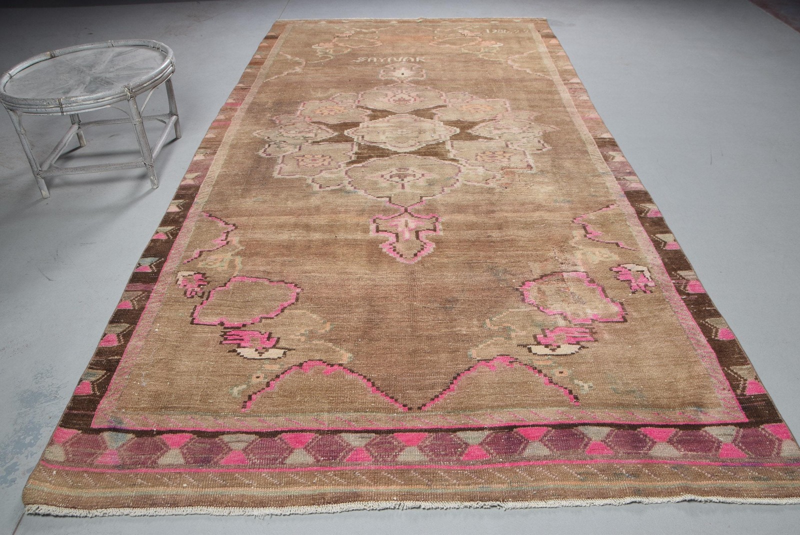 Vintage Turkish Oversize Rug 6,3×12,2 ft, Brown Pink Patchwork Rug