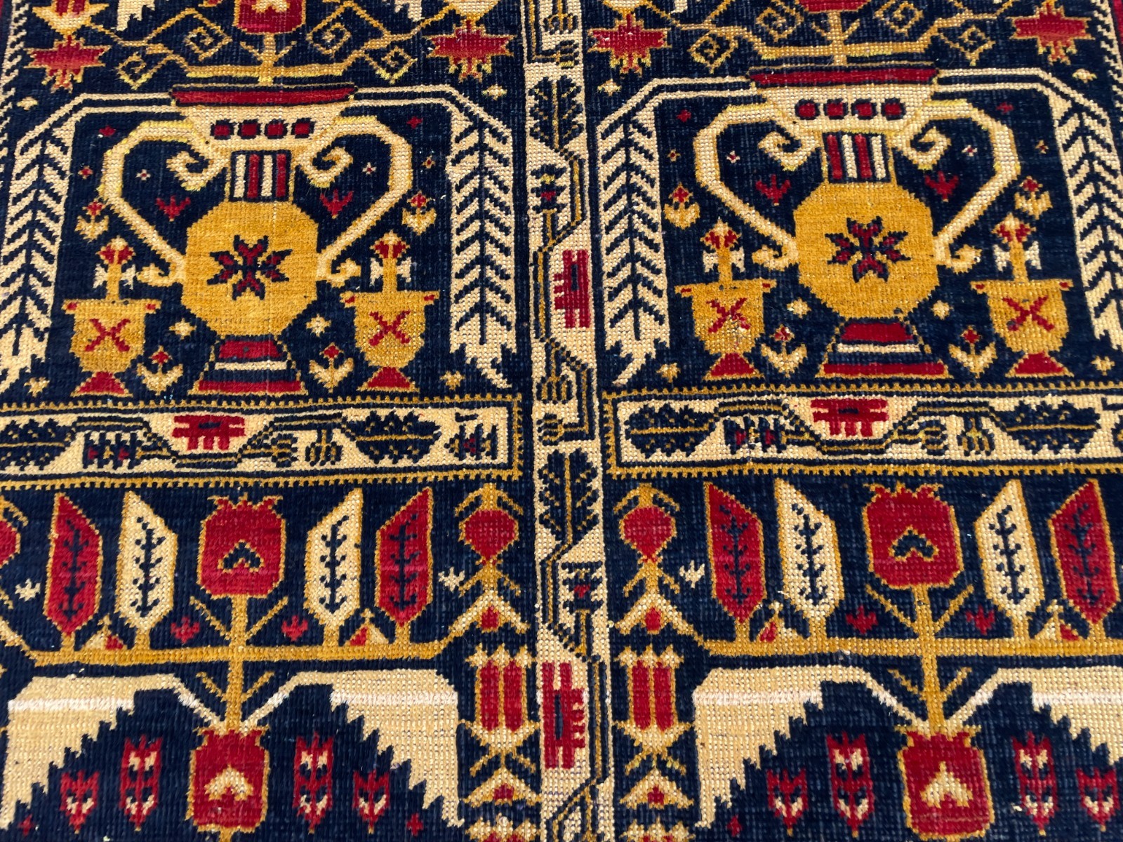 2×3 Handmade Pictorial Baluchi Rug Wool Tribal Vase Motif Oriental Carpet Decor.