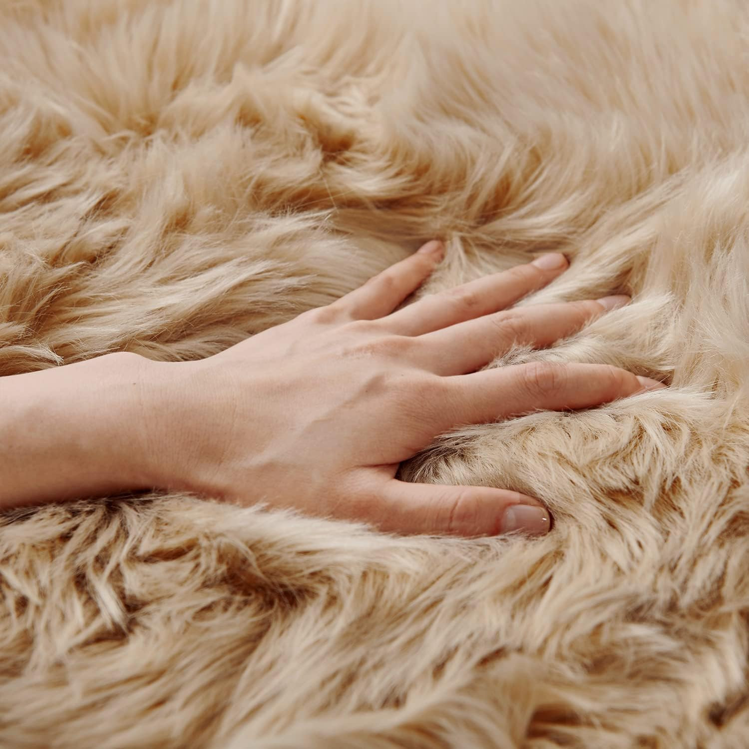 Ultra Soft Fluffy Rug Beige Faux Sheepskin Fur Area Rug Shaggy Couch