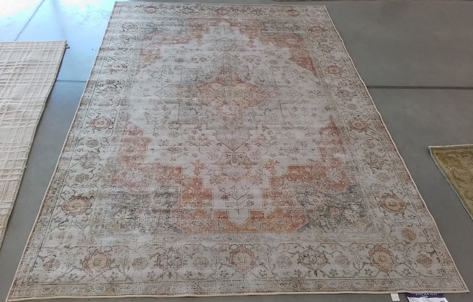 LIGHT GREY / RUST 6′-0″ x 9′-0″ Cut on Rug, Reduced Price 1172781555 TSN105F-6