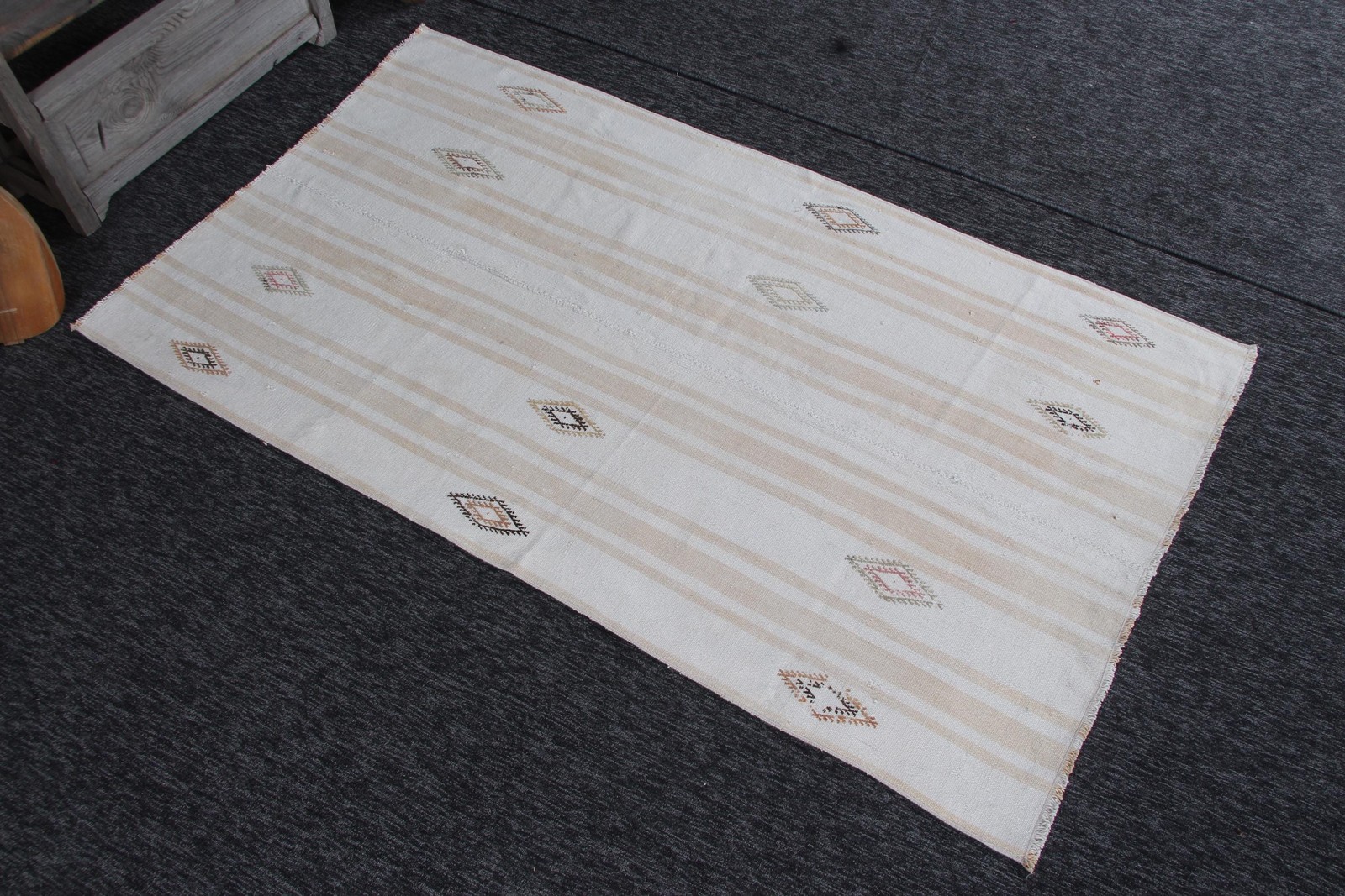 Vintage 3,8×6,5 ft Rug, Oversize Turkish Rug, White Brown Camouflage Rug
