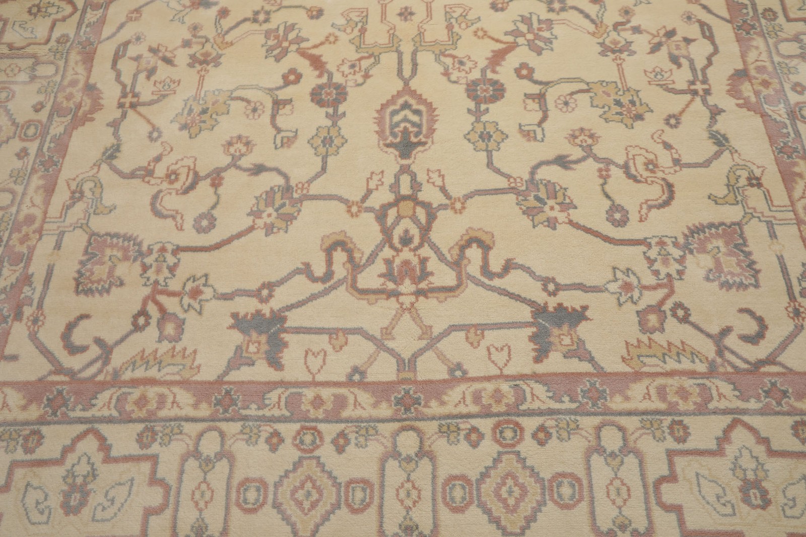 Pande Cameron 8’10”x12’2” Hand Knotted New Zealand Wool Herizz Plush Pile Rug