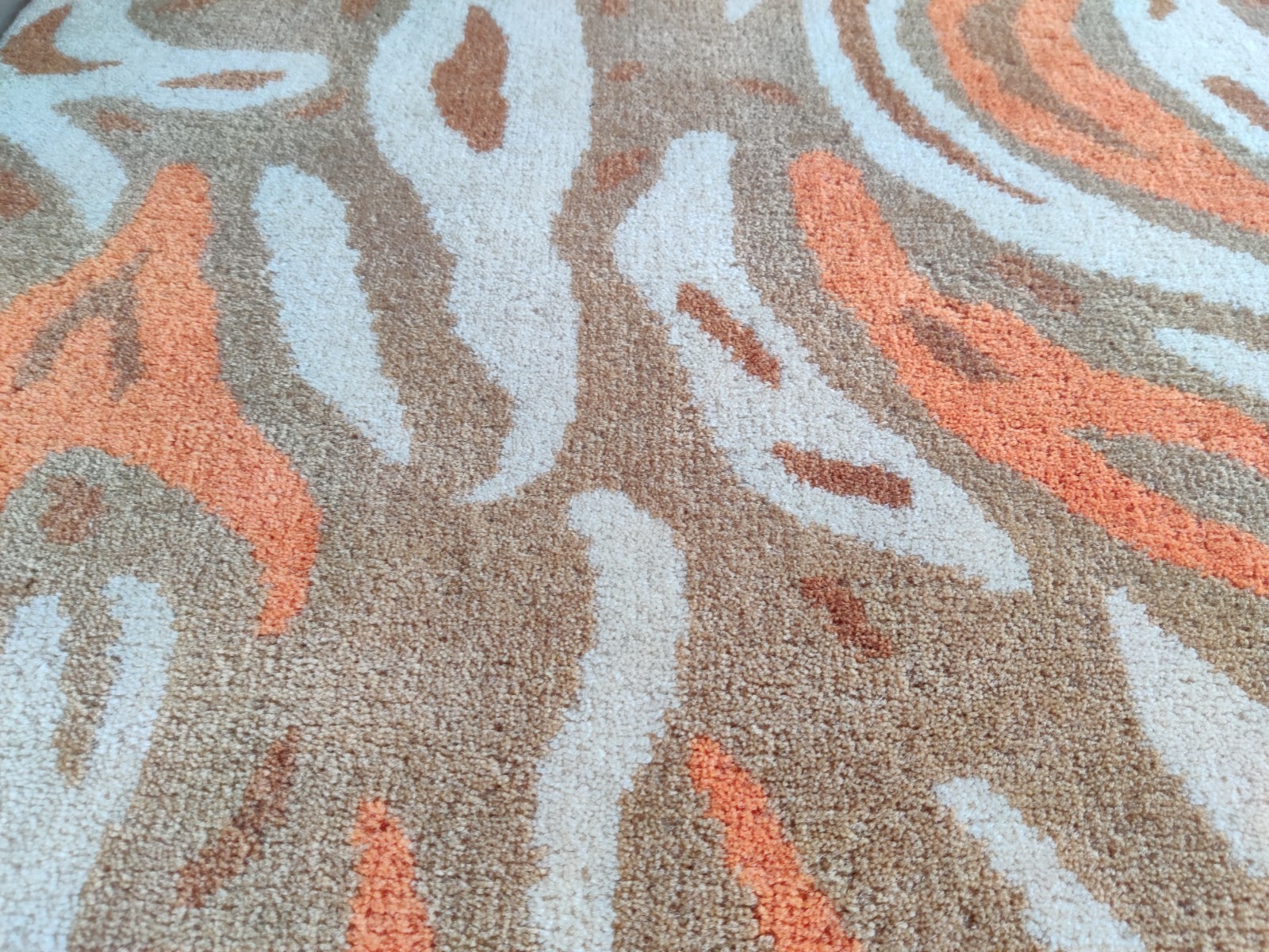 2 x 3 Brown Hand Knotted Rug for Kids Teens 100% Wool Animal Print 60×90 cm