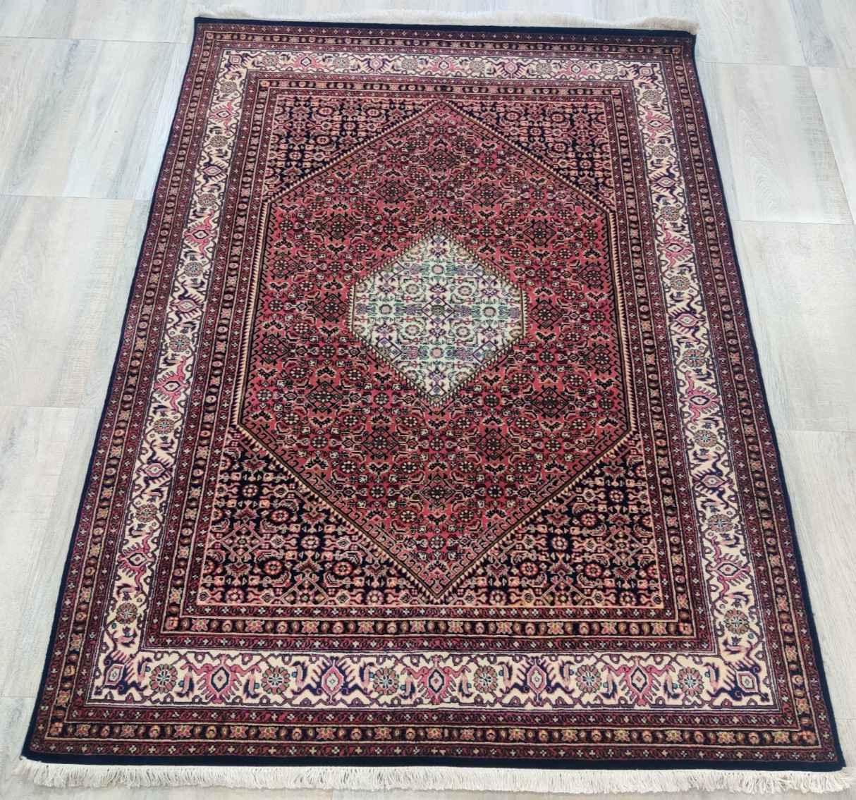 Vintage Hand Knotted Area Rug 100% Wool Red CreBijar Medallion 140×200 cm