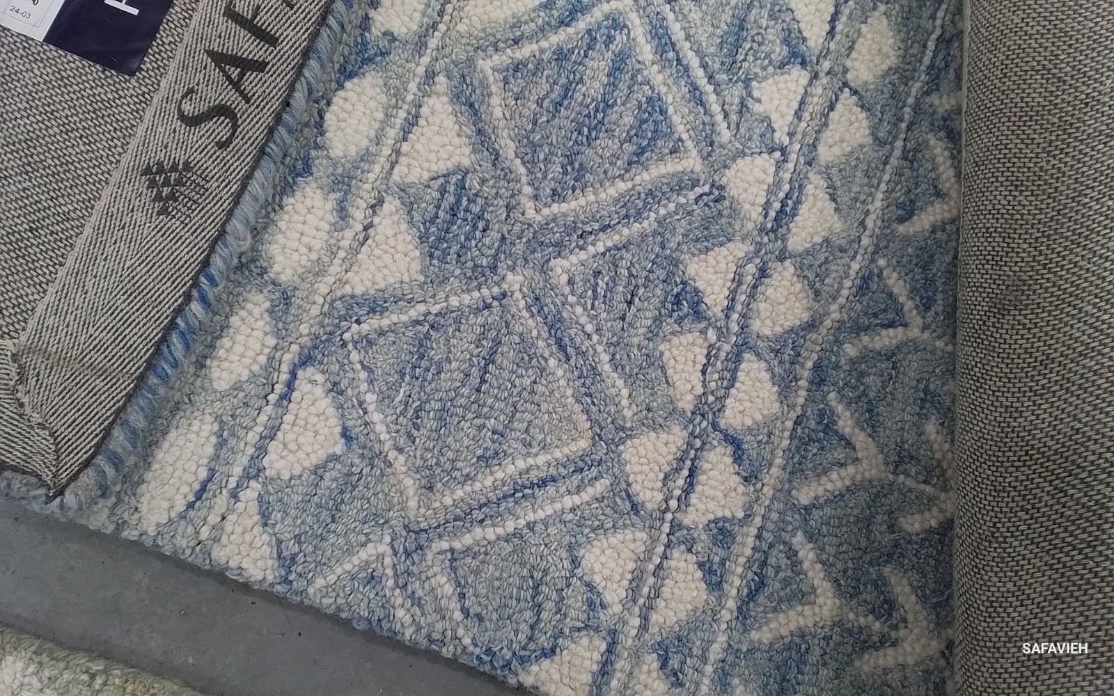 BLUE / IVORY 8′-0″ x 10′-0″ Cut on Rug, Reduced Price 1172789699 MLP502M-8
