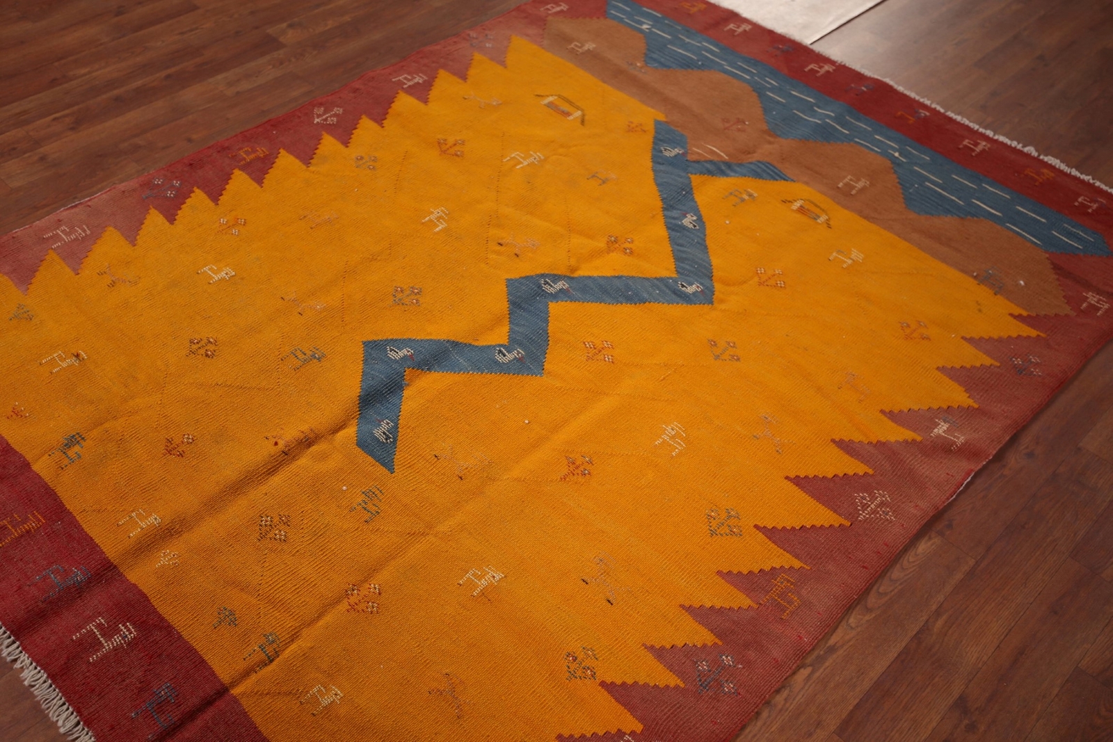 Vintage Flat weave Nomadic Wool Vegetable Dye Kilim Qashqaii Reversible Rug 5×6