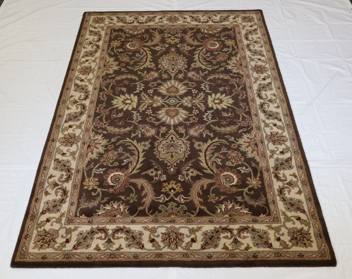 6’0″ x 9’0″ ft. Tufted Rug, Traditional Area Rug, Oriental Wool Rug