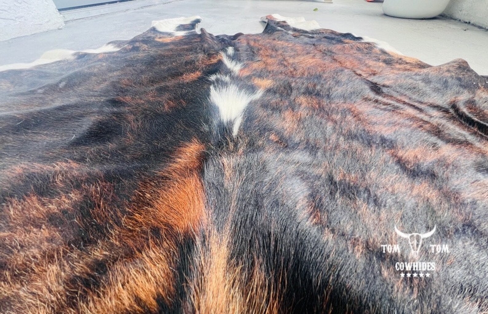 TRICOLOR EXOTIC! Large ! New Cowhide Rug natural hair on – 6X6 ft size