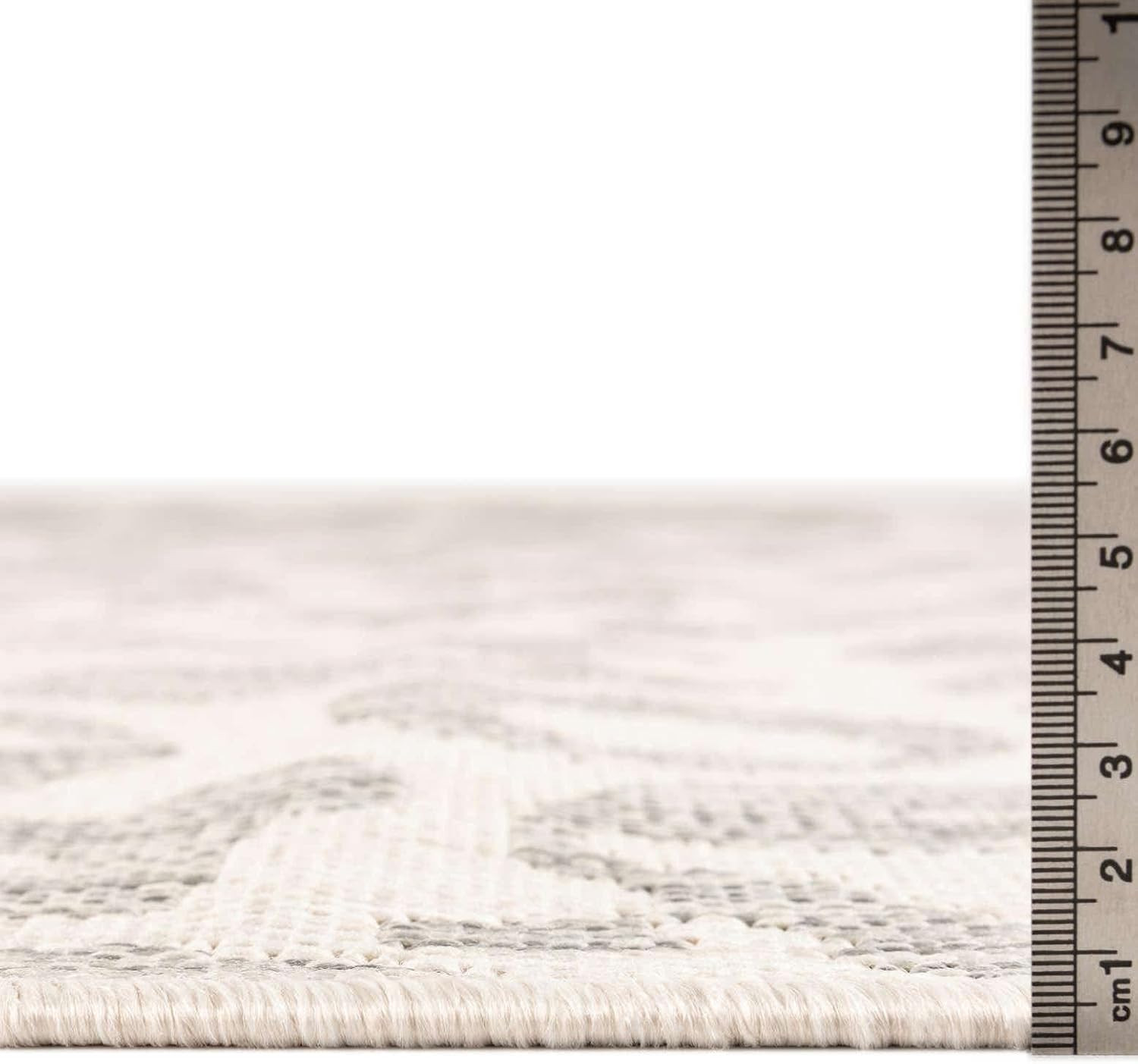 Leopard Print Outdoor Runner Rug – 2′ 11″ x 10′ in Ivory Gray