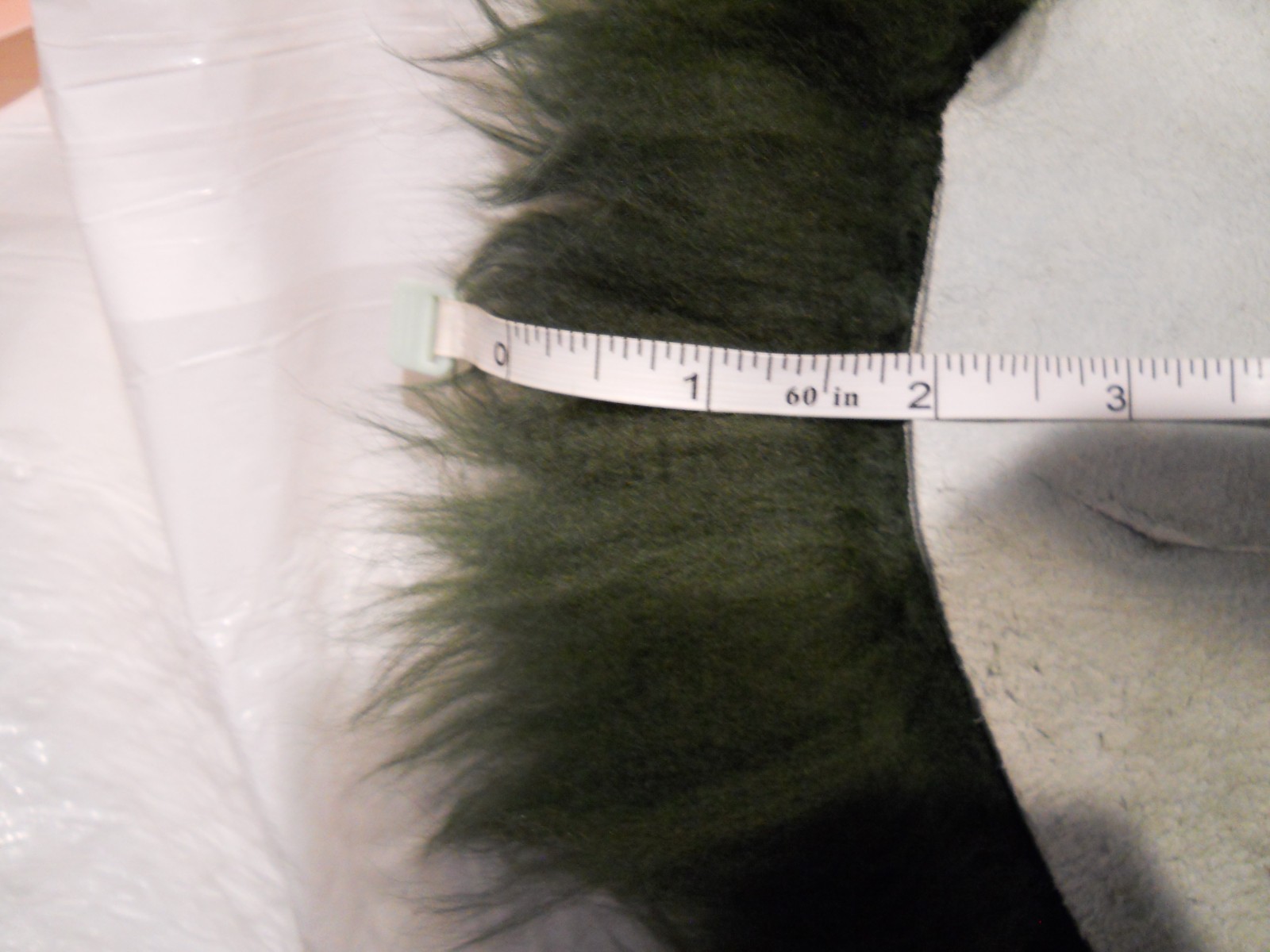 dark green real Sheepskin Lambskin shape Rug Fluffy Lambskin Fur Throw 2 x 3 ft