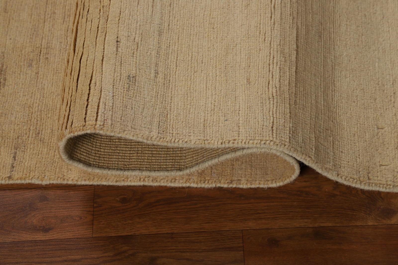 Durable Contemporary Gabbeh Solid Design Wool Rug – Made to Last! 4×6 ft
