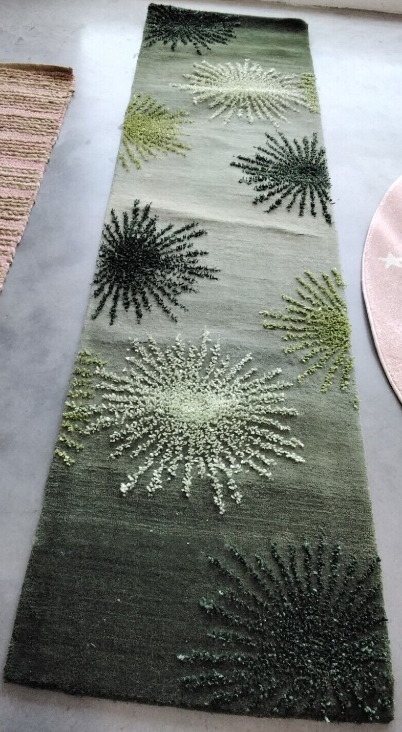 GREEN / MULTI 2′-6″ X 10′ Loose Thread Rug, Reduced Price 1172736198 SOH712G-210