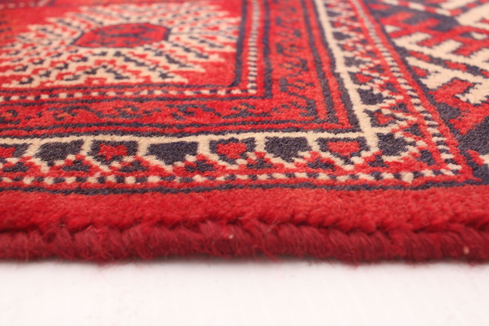 Traditional Hand-knotted Wool Oriental Carpet 6’4″ x 6’11” Area Rug