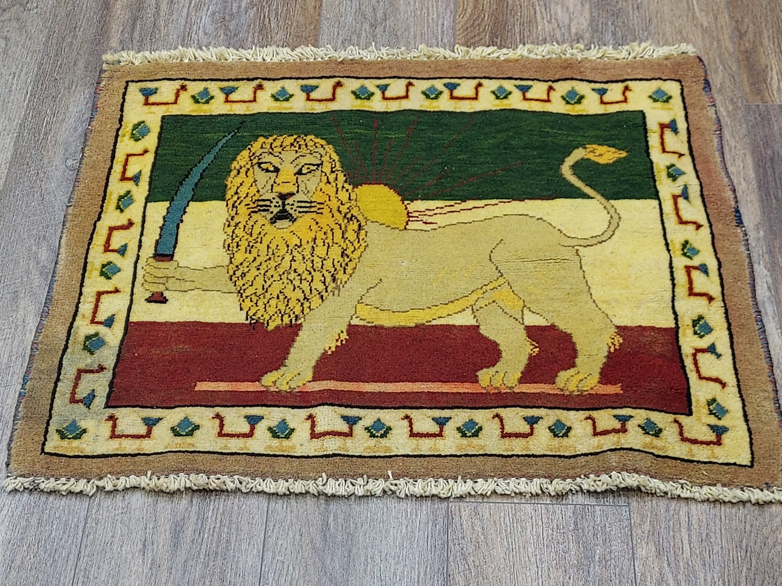 Vintage Turkish Rug,Hunting Lion HandMade natolioan Turkish Rug, 2×2.5 Ft