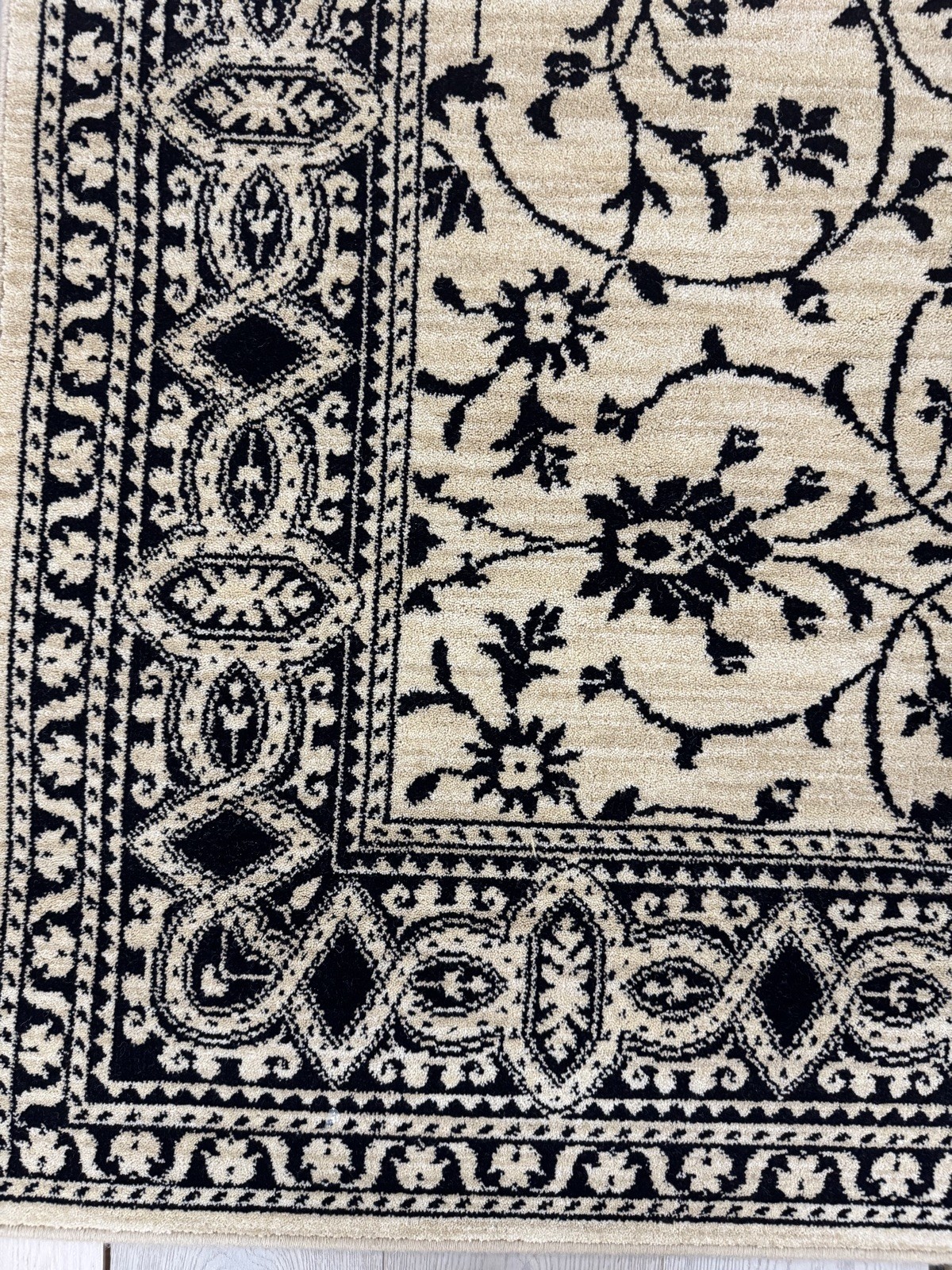 Karastan Sierra Mar Collection-Kismet Ivory/Black 5’6×8’3 100% Wool rug ::NEW::