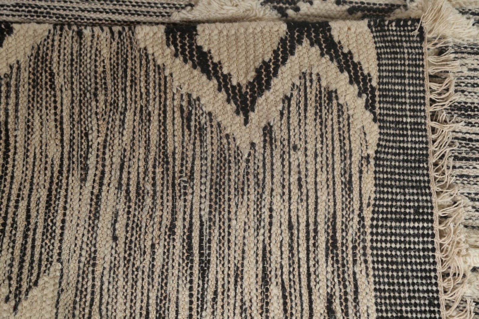 Geometric Durrie-Kilim Multi Level Pile Area Rug Wool Hand woven Carpet 5’x8′