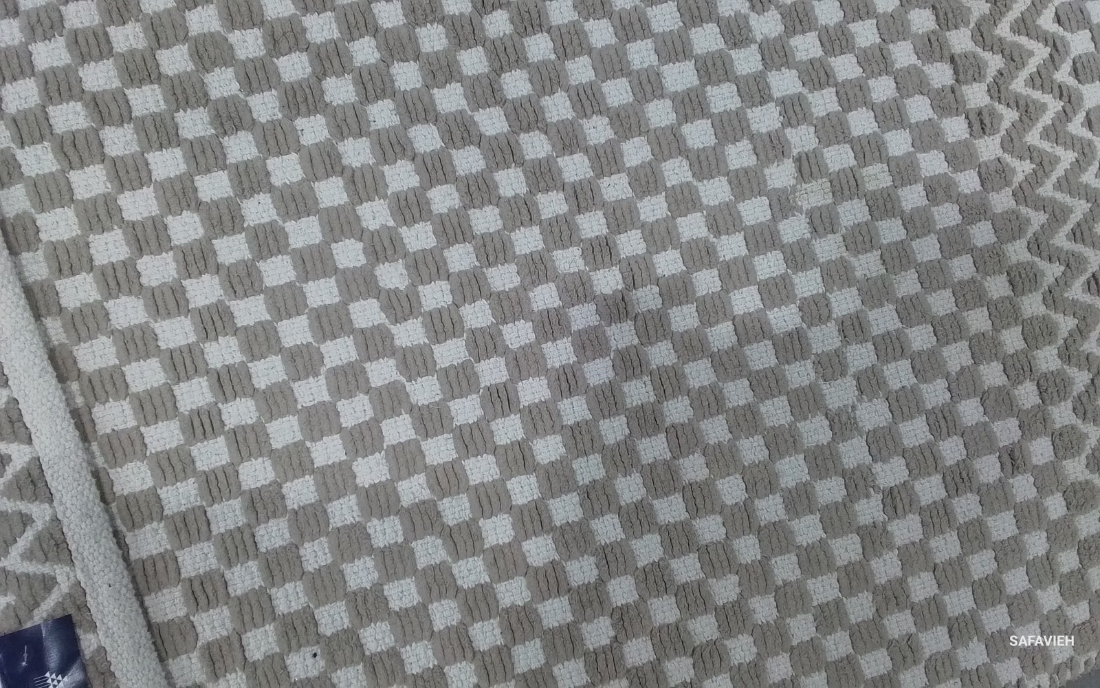 TAUPE 2′-3″ x 7′-0″ Flaw in Rug, Reduced Price 1172775299 BOS686E-27