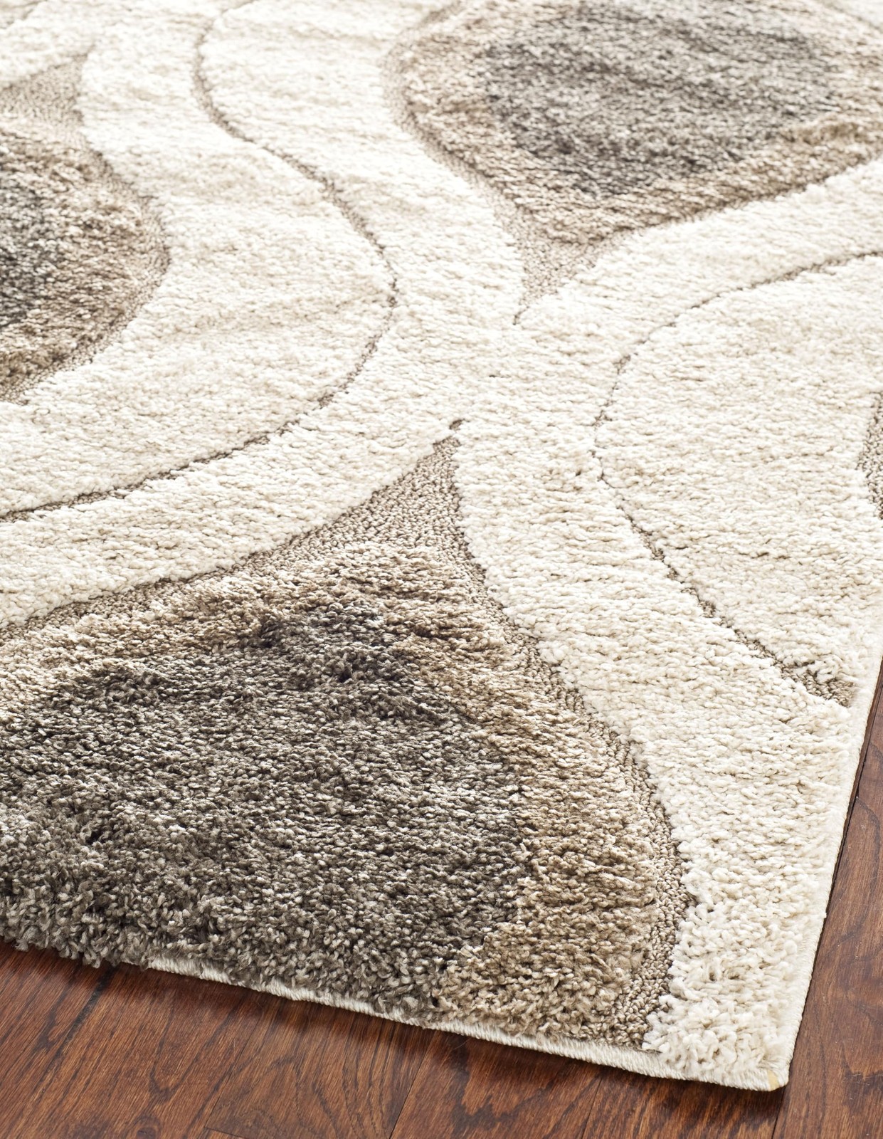 Florida Shag Collection Area Rug – 5’3″ x 7’6″, Cream & Smoke, Modern Ogee De…