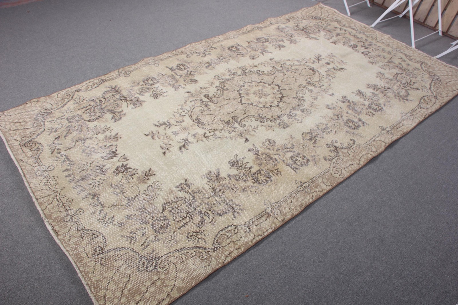 Turkish Large Rug 5×9,2 ft (152×281 cm), Vintage Beige Ikat Rug