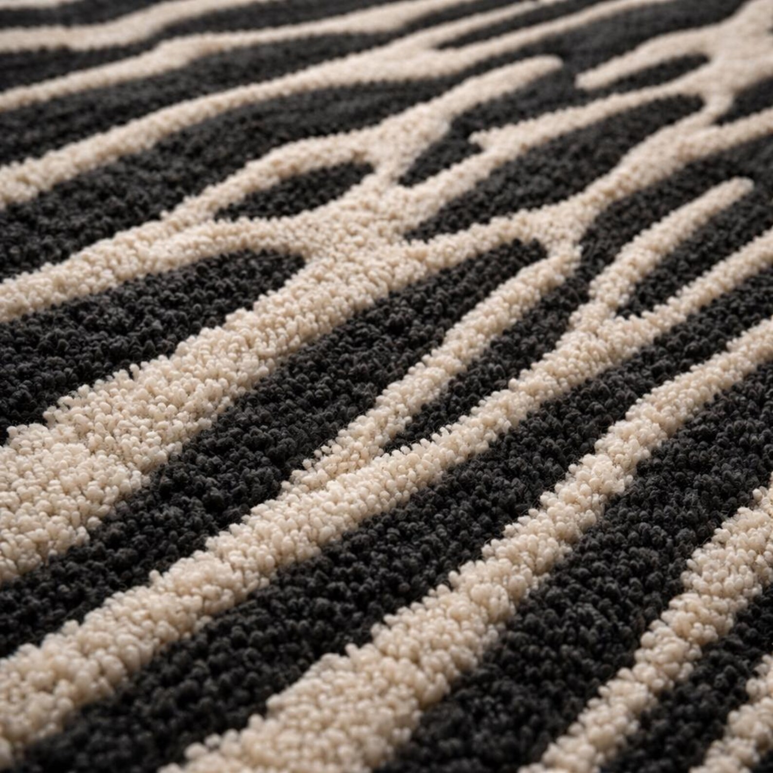 Hand Tufted Rug – Modern Black Beige Animal Print Area Rug, Luxury Contemporary