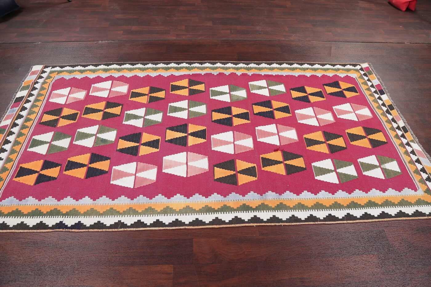 Pink Geometric Kilim Shiiraaz Reversible Rug 5×9 Wool Hand-woven Tribal Carpet