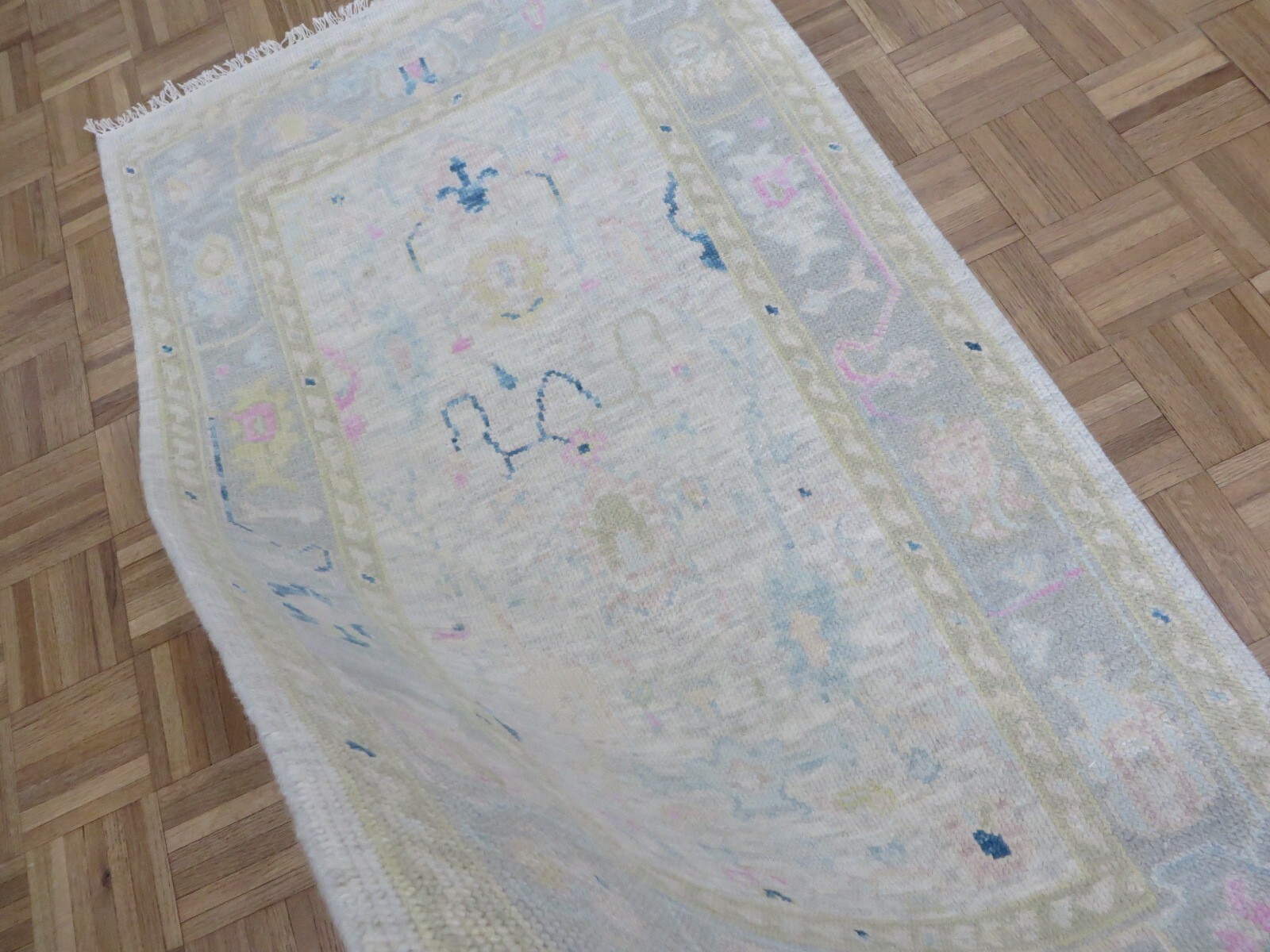 3’1 x 5’2 Hand Knotted Ivory Modern Oushak Oriental Rug G16279