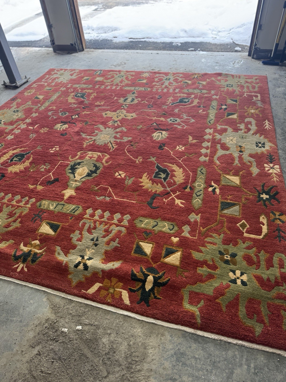 Tufenkian 10’x 10′ Plush Pile Hand Knotted Tibetan Arts & Crafts Wool Area Rug