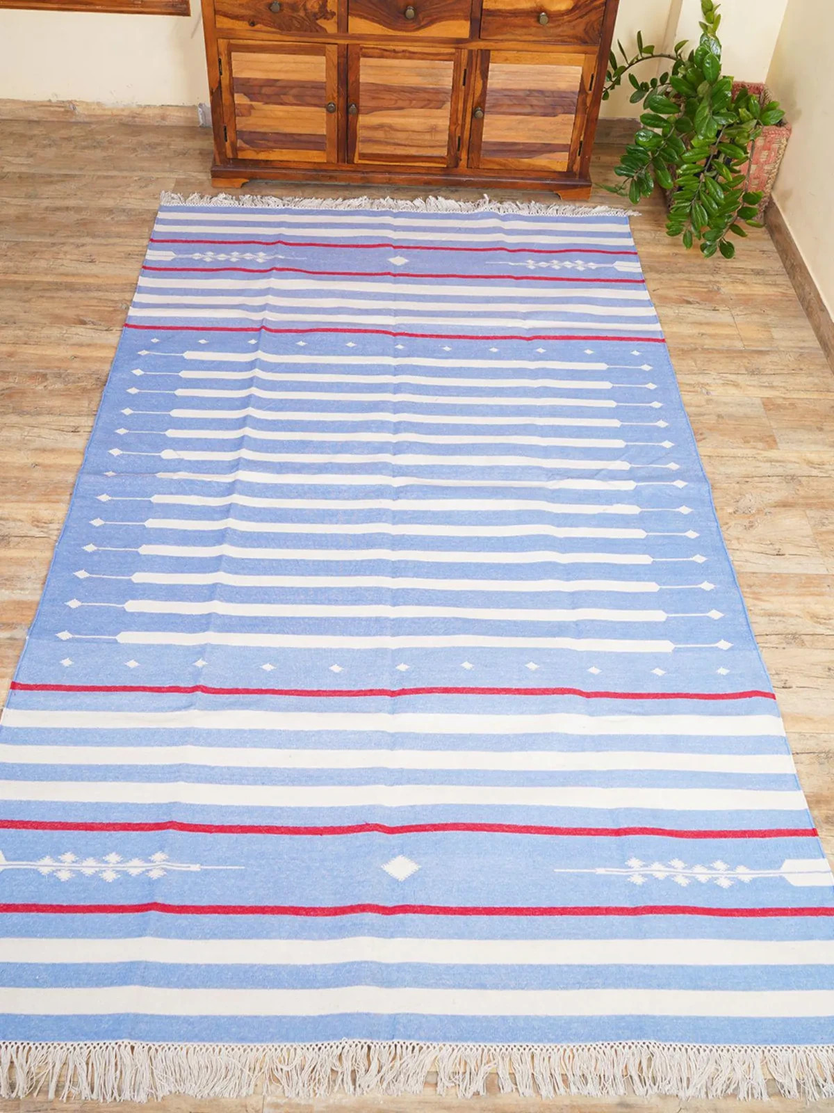 Geometric Handwoven Cotton Rug Color Blue White Red Handmade Design Carpet Rug