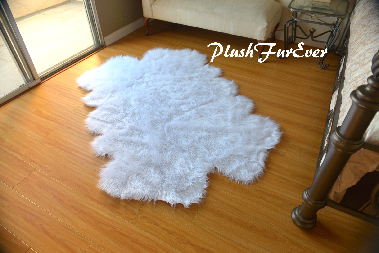 Winter Rug Quad Snow White Sheepskin Pelt 3′ x 5′ 003