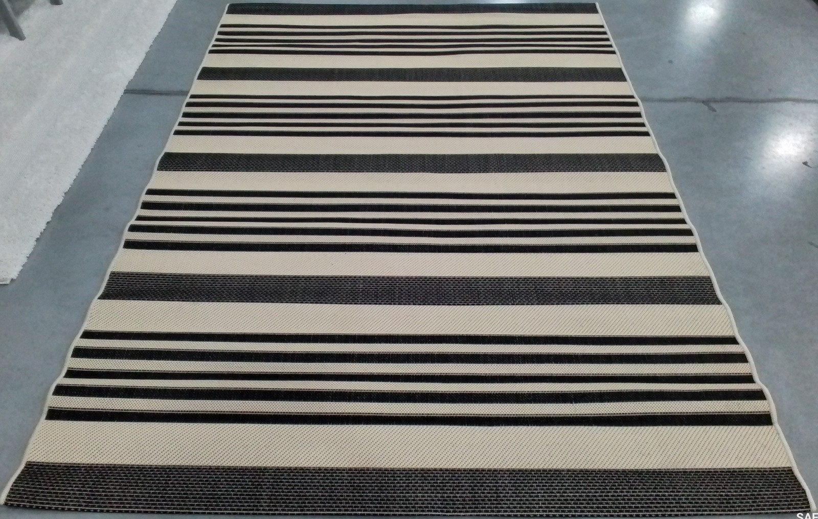 BLACK / BONE 5′-3″ x 7′-7″ Back Stain Rug, Reduced Price 1172798078 CY6062-216-5