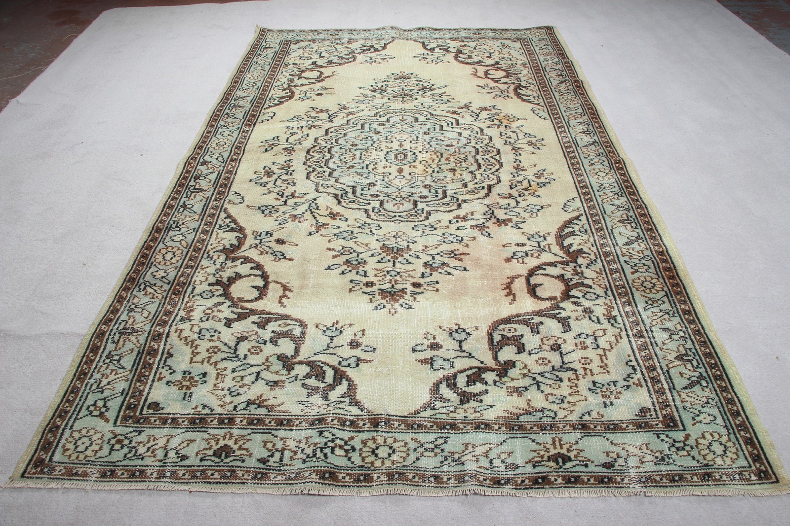 Turkish Large Rug 6×9,4 ft, Green Floral Vintage Wool Rug