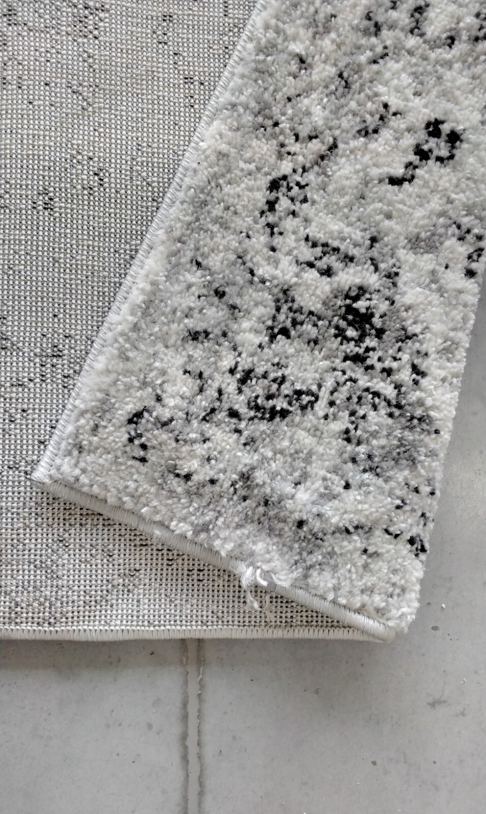 SILVER / GREY 6′-7″ X 9′-2″ Damaged Rug, Reduced Price 1172719876 MAD611G-6